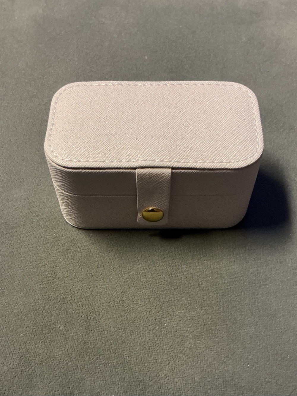 Compact White Sparkly Jewelry Travel Case with Gold Snap Closure